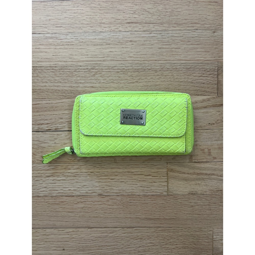 Kenneth Cole Reaction Wallet Women OS Neon Yellow